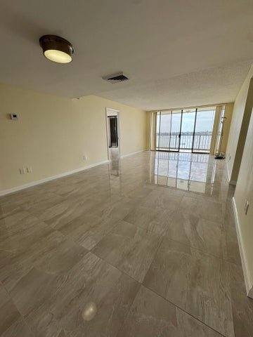 Condo for rent at 5200 N Flagler Dr #902, West Palm Beach, FL 33407