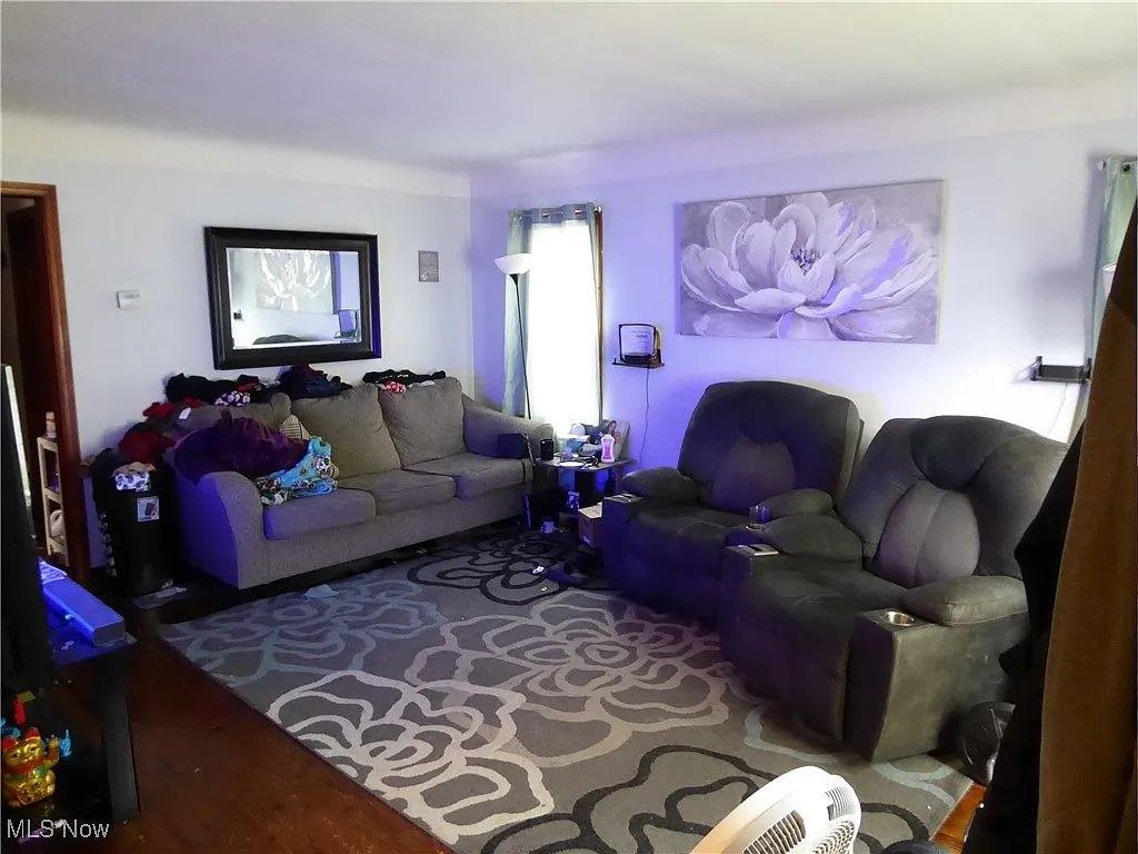 House for rent at 4762 E 90th St, Cleveland, OH 44125
