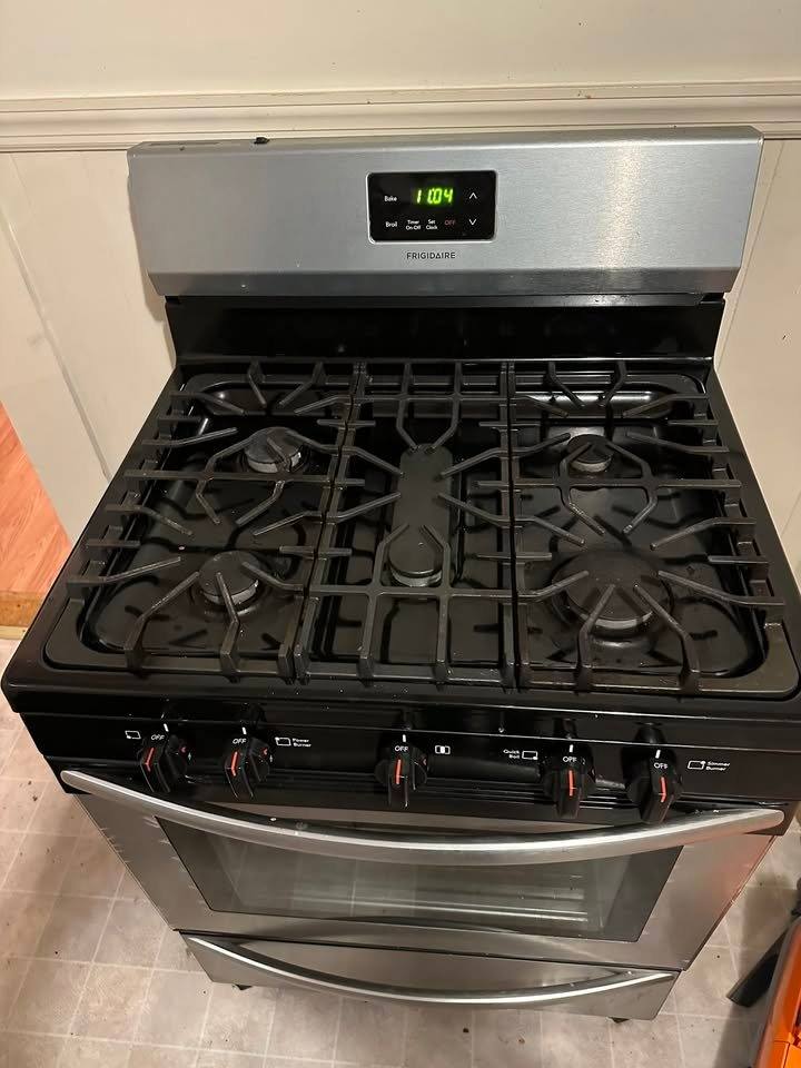 Apartment for rent at 7 Sturgis St #3, Worcester, MA 01605