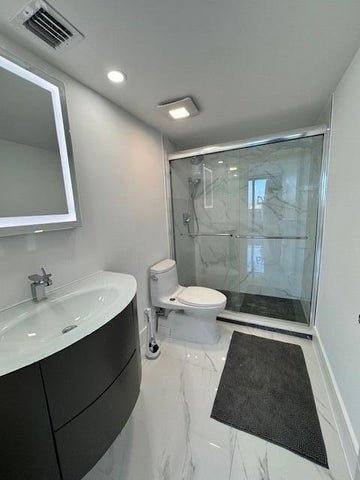 Apartment for rent at 5600 N Flagler Dr #1009, West Palm Beach, FL 33407