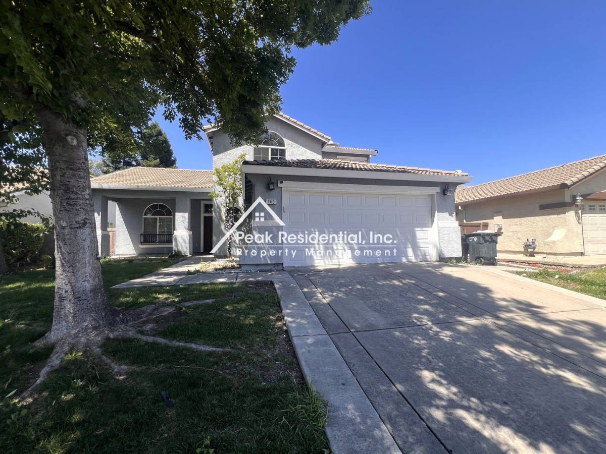 House for rent at 142 Mike Gartrell Circle, Sacramento, CA 95835