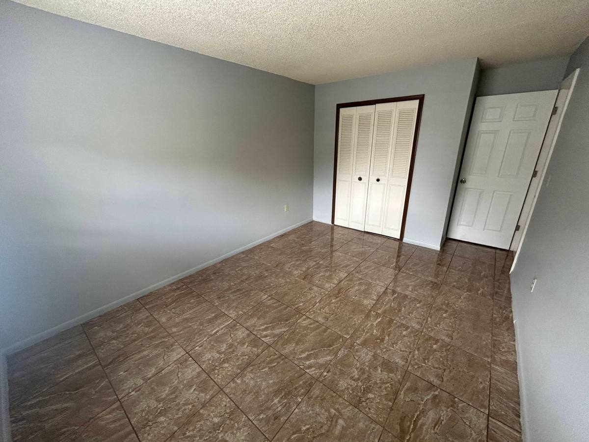 Condo for rent at 3704 Broadway #101, Fort Myers, FL 33901