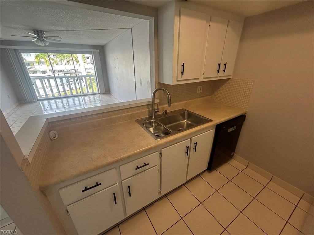 Condo for rent at 3706 Broadway #18, Fort Myers, FL 33901
