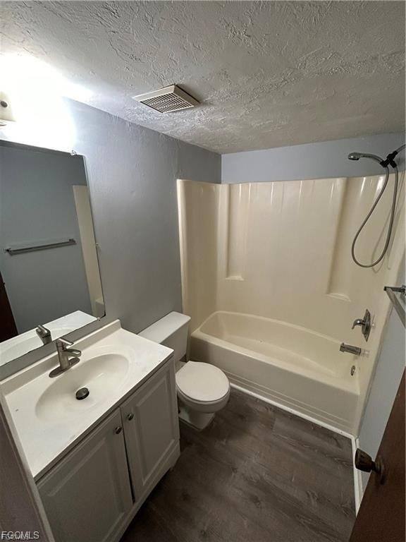 Condo for rent at 2690 Park Windsor Dr #601, Fort Myers, FL 33901