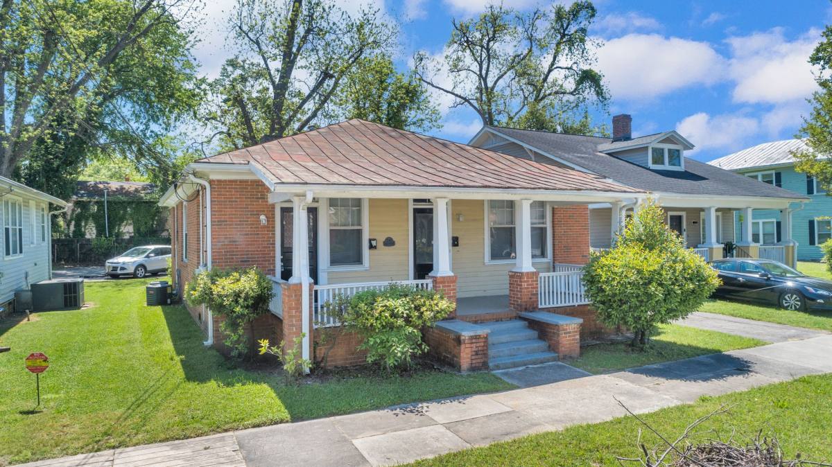 Apartment for rent at 240 Ellis St #A, Augusta, GA 30901