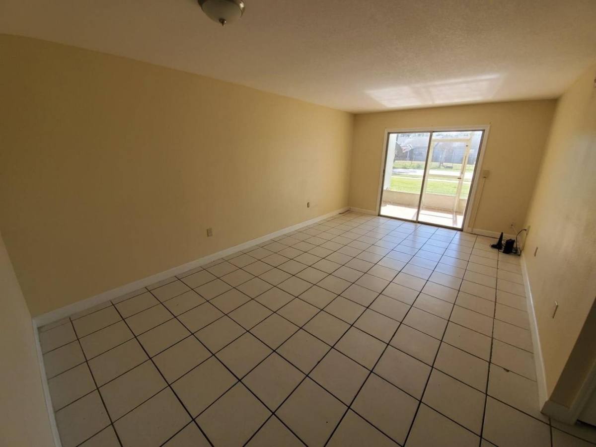 Apartment for rent at 290 Flower Lane, Lane #10, Kissimmee, FL 34743