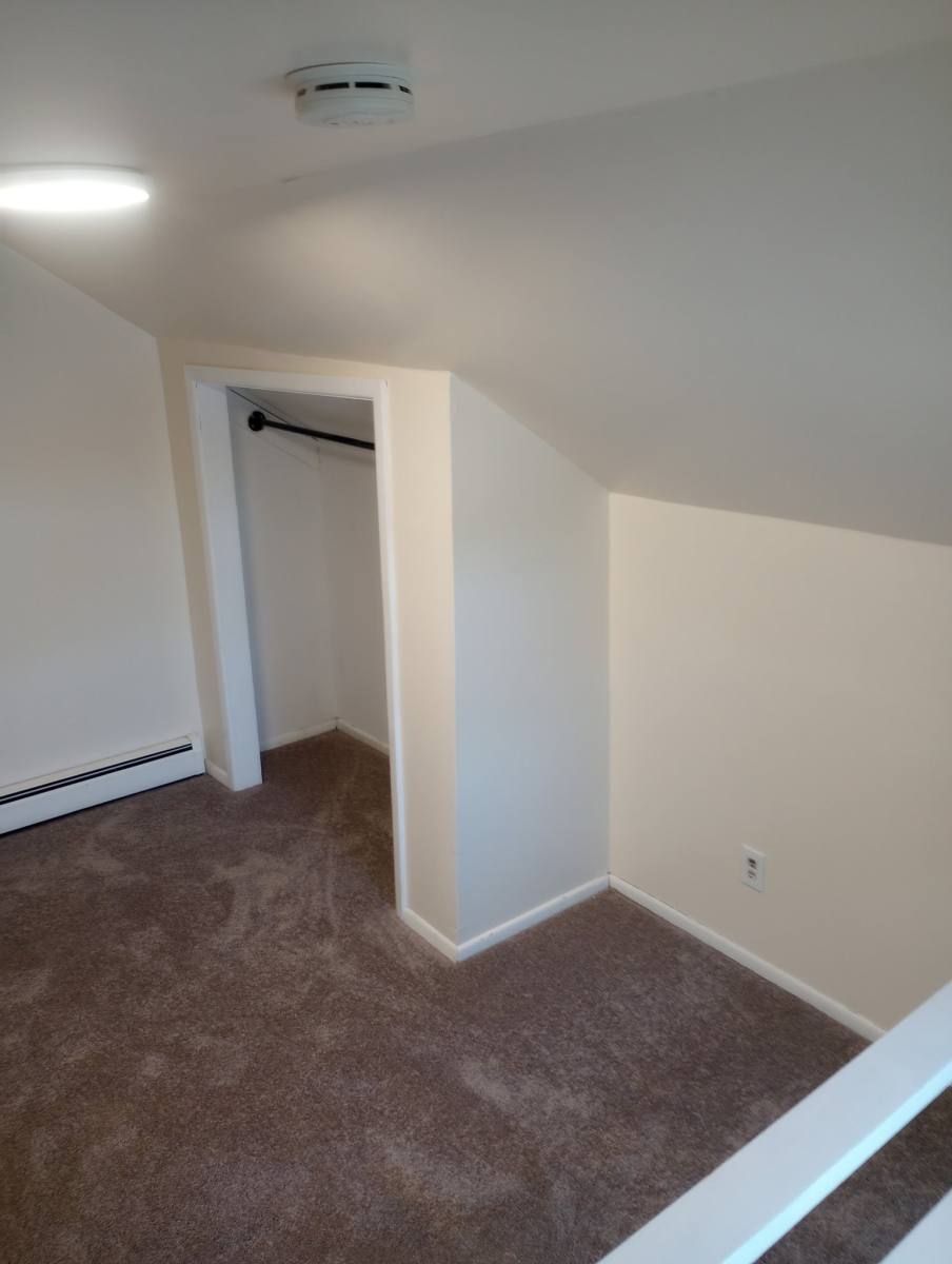 Apartment for rent at 58 Nestor St E, Franklin, NJ 07416
