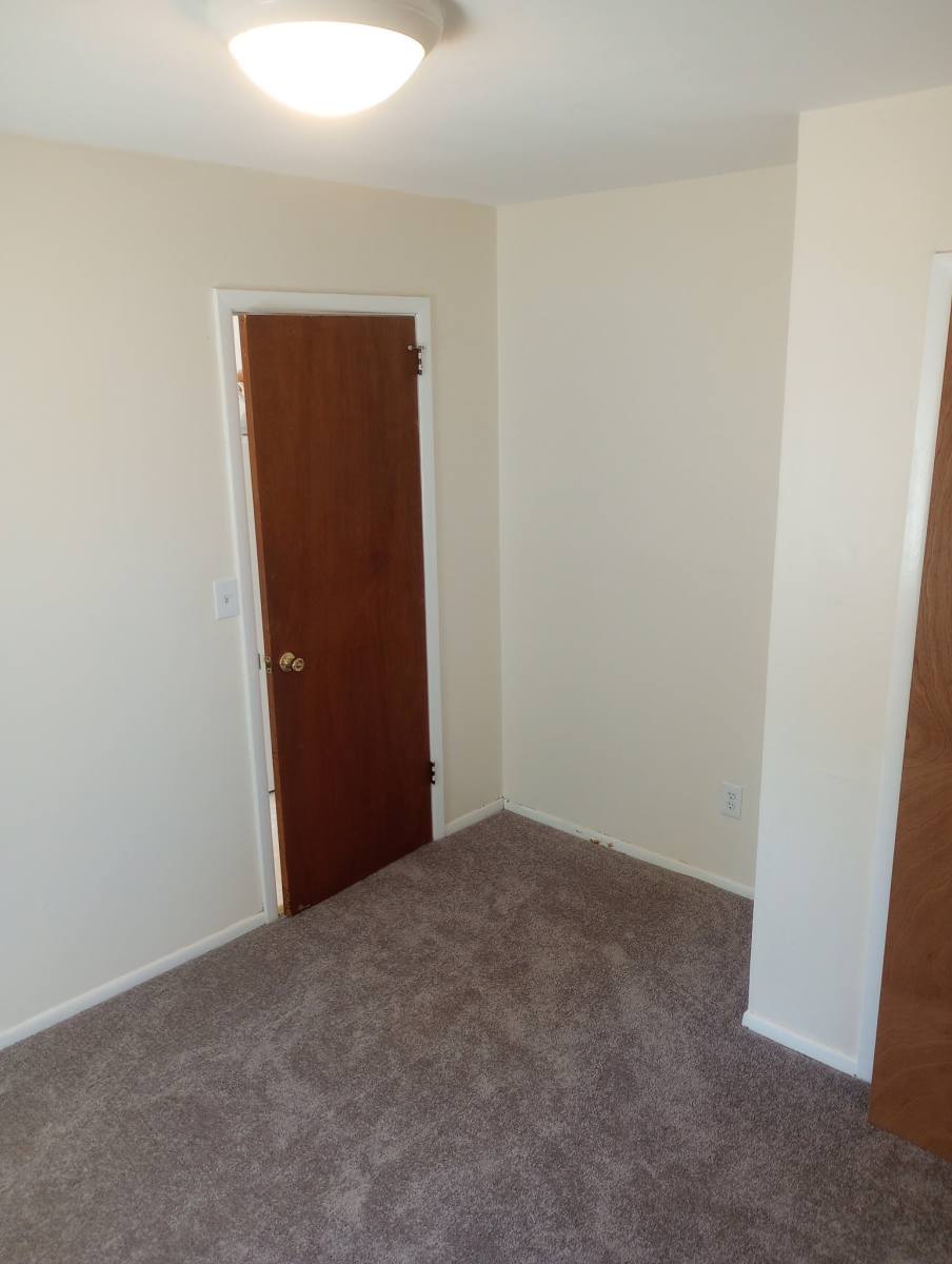 Apartment for rent at 58 Nestor St E, Franklin, NJ 07416