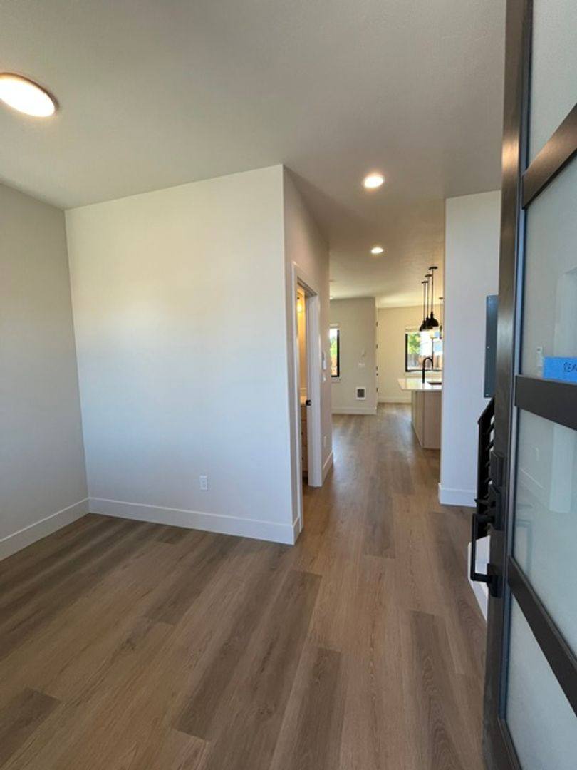 Condo for rent at 2522 SW Yew Ave, Redmond, OR 97756