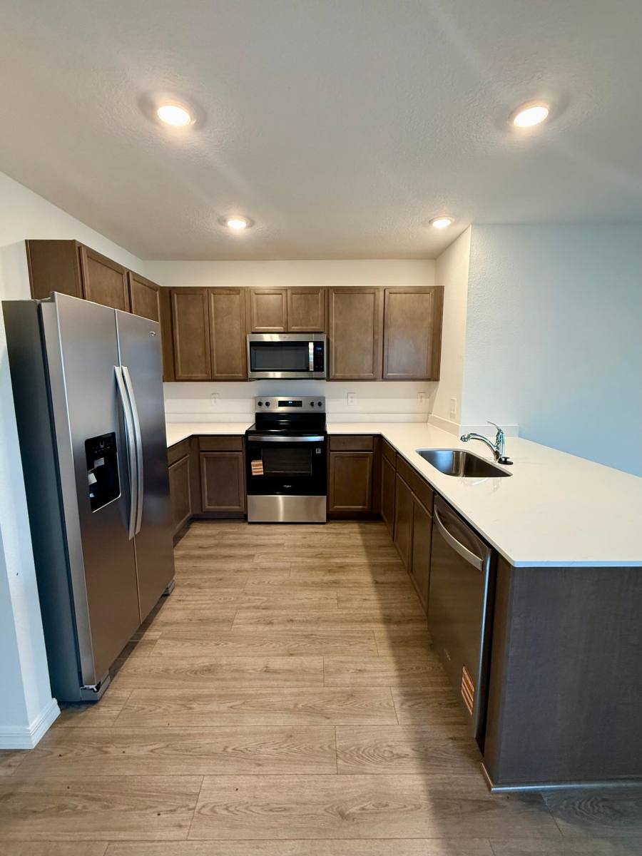 House for rent at 32447 Weathered Oak Dr, Wesley Chapel, FL 33543