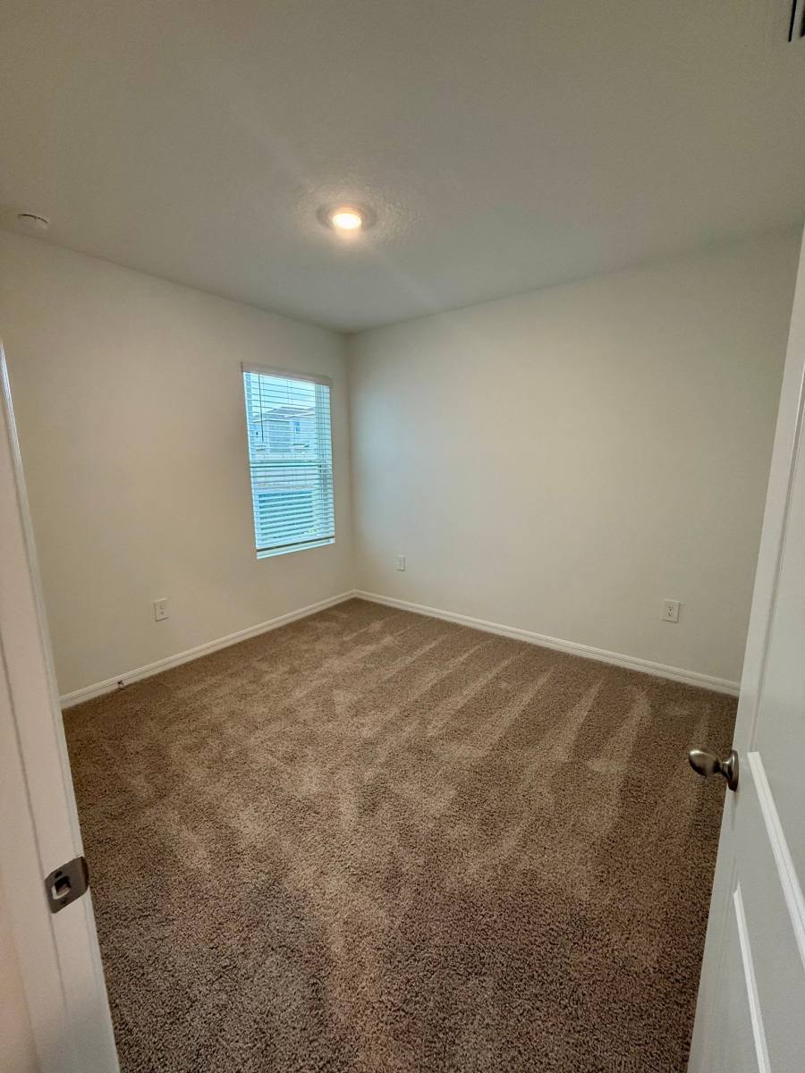 House for rent at 32447 Weathered Oak Dr, Wesley Chapel, FL 33543