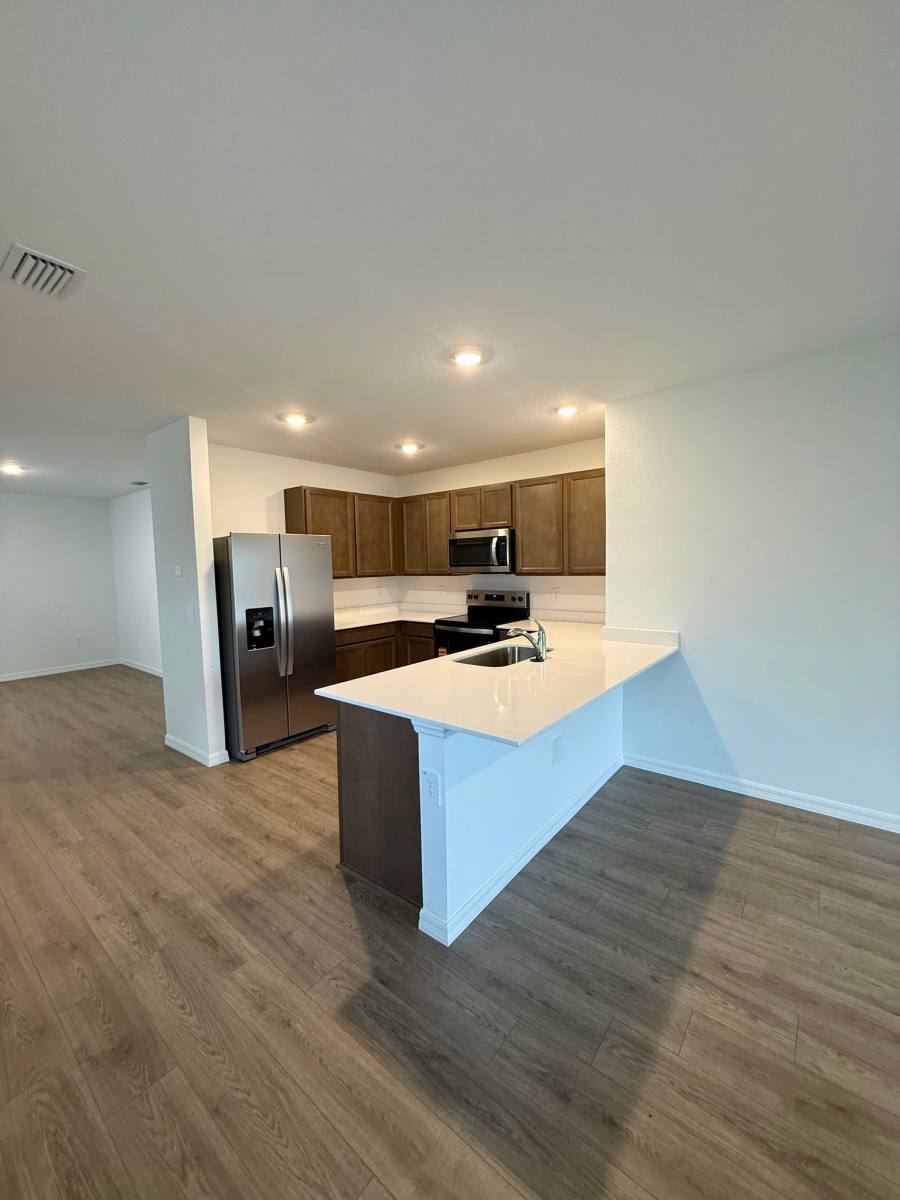 House for rent at 32447 Weathered Oak Dr, Wesley Chapel, FL 33543