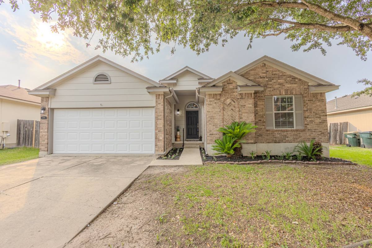 House for rent at 208 Discovery, Kyle, TX 78640