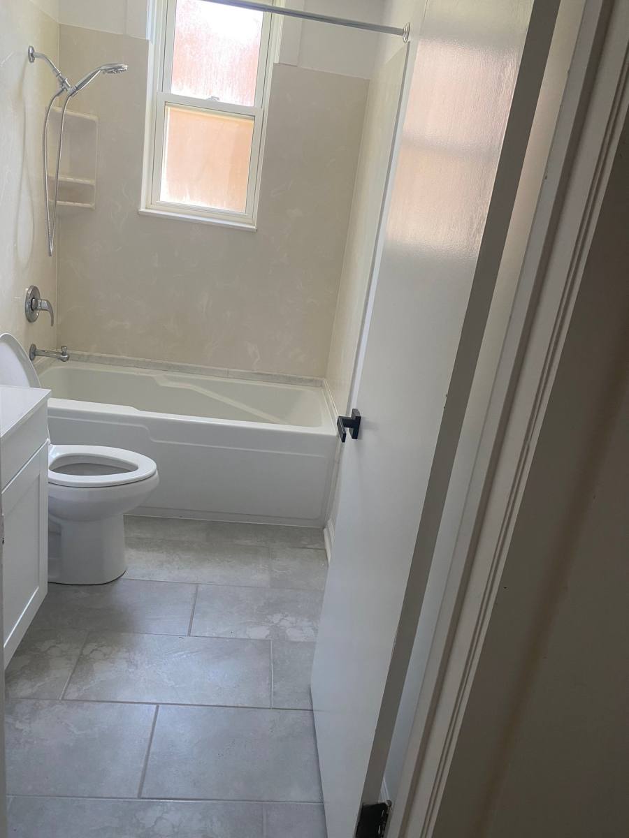 Apartment for rent at 5207 Galitz St #1, Skokie, IL 60077