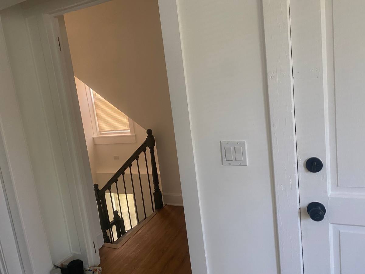 Apartment for rent at 5207 Galitz St #1, Skokie, IL 60077