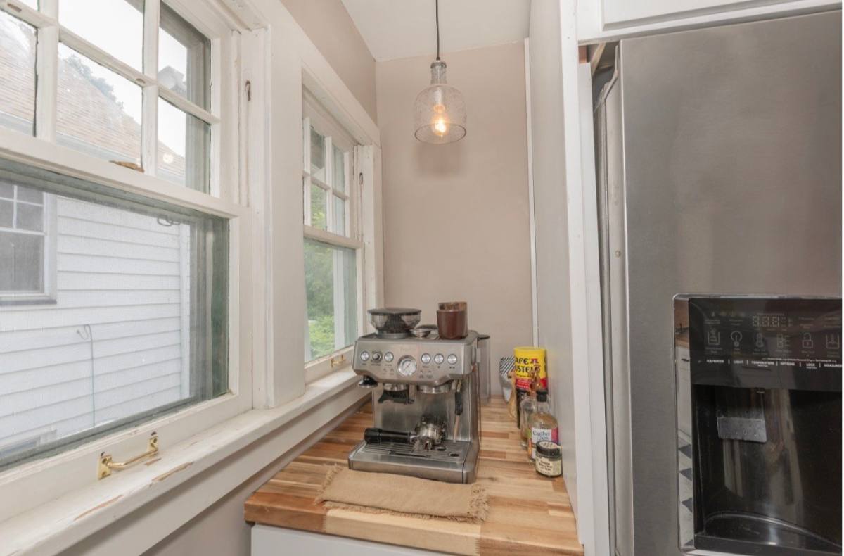 Apartment for rent at 3524 Daleford Rd, Cleveland, OH 44120