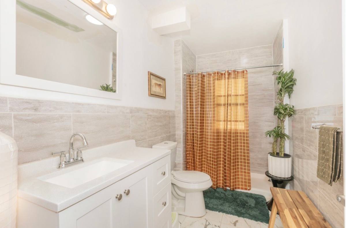 Apartment for rent at 3524 Daleford Rd, Cleveland, OH 44120