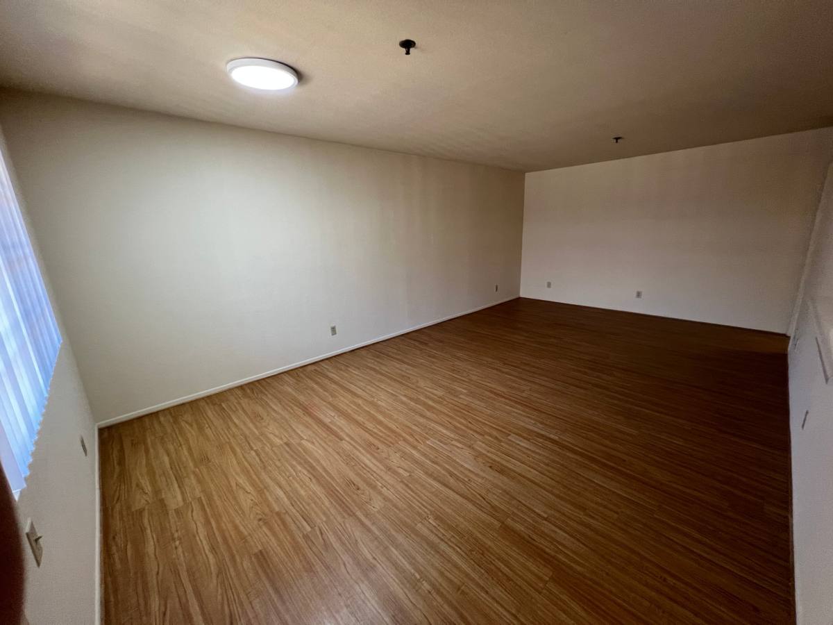 Apartment for rent at 1517 Rock Glen Ave #204, Glendale, CA 91205