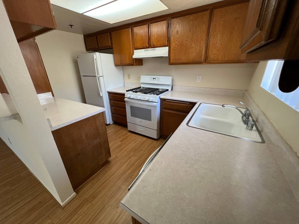 Apartment for rent at 1517 Rock Glen Ave #204, Glendale, CA 91205
