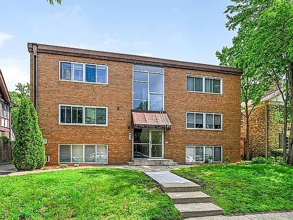 Apartment for rent at 515 5th St SE #3, Minneapolis, MN 55414