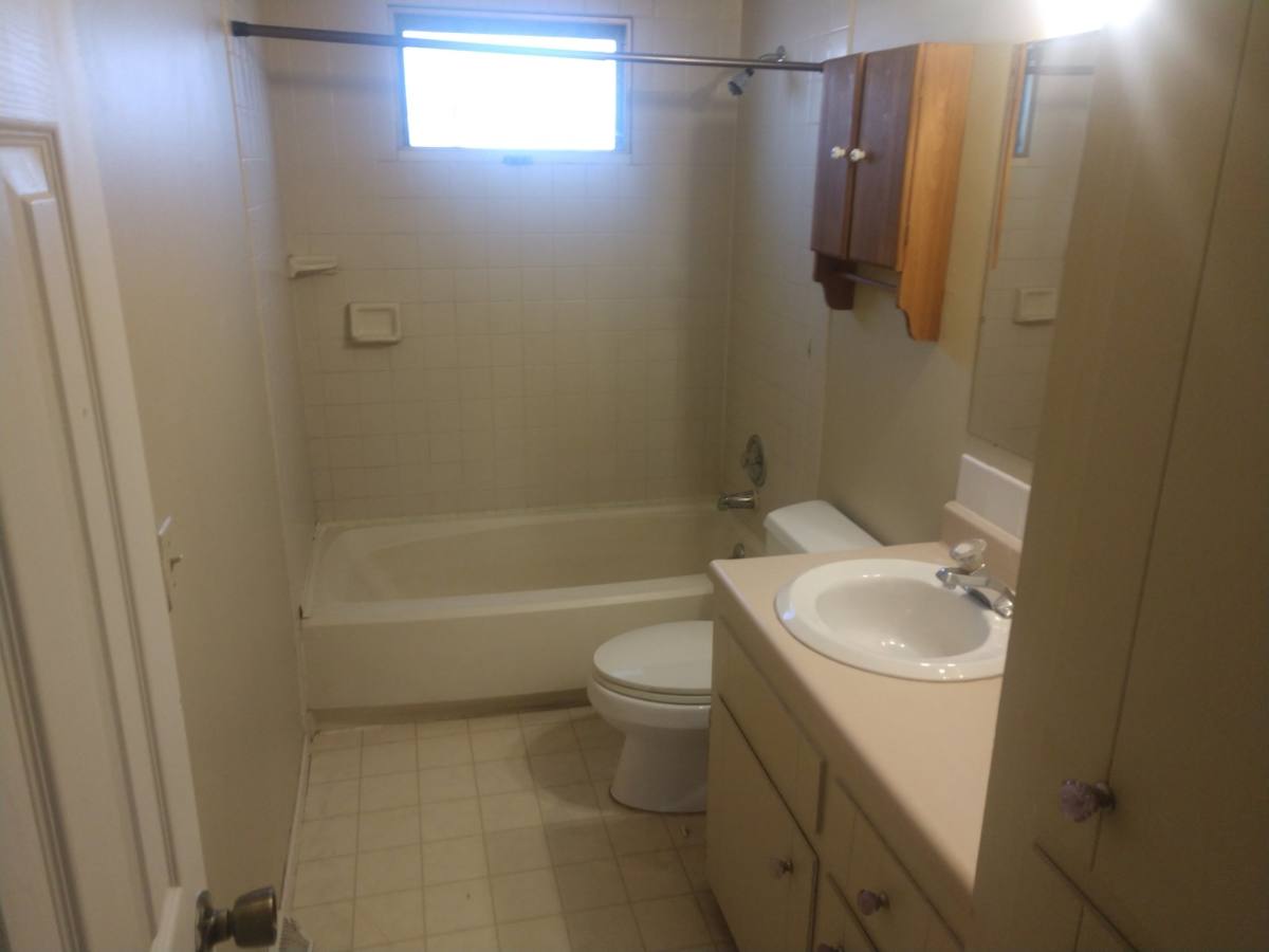 Apartment for rent at 2045 Old Valley Court SE, Grand Rapids, MI 49508