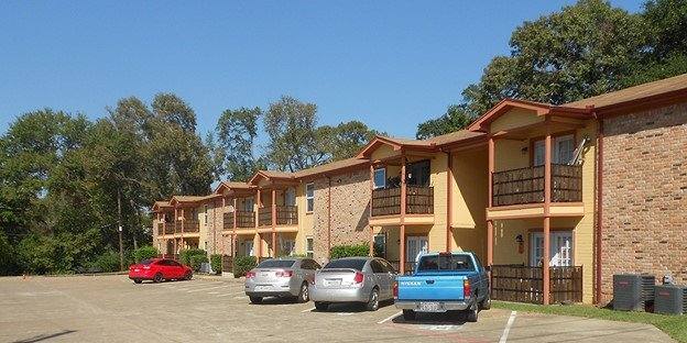 Apartment for rent at 1810 N Pacific St #204, Mineola, TX 75773