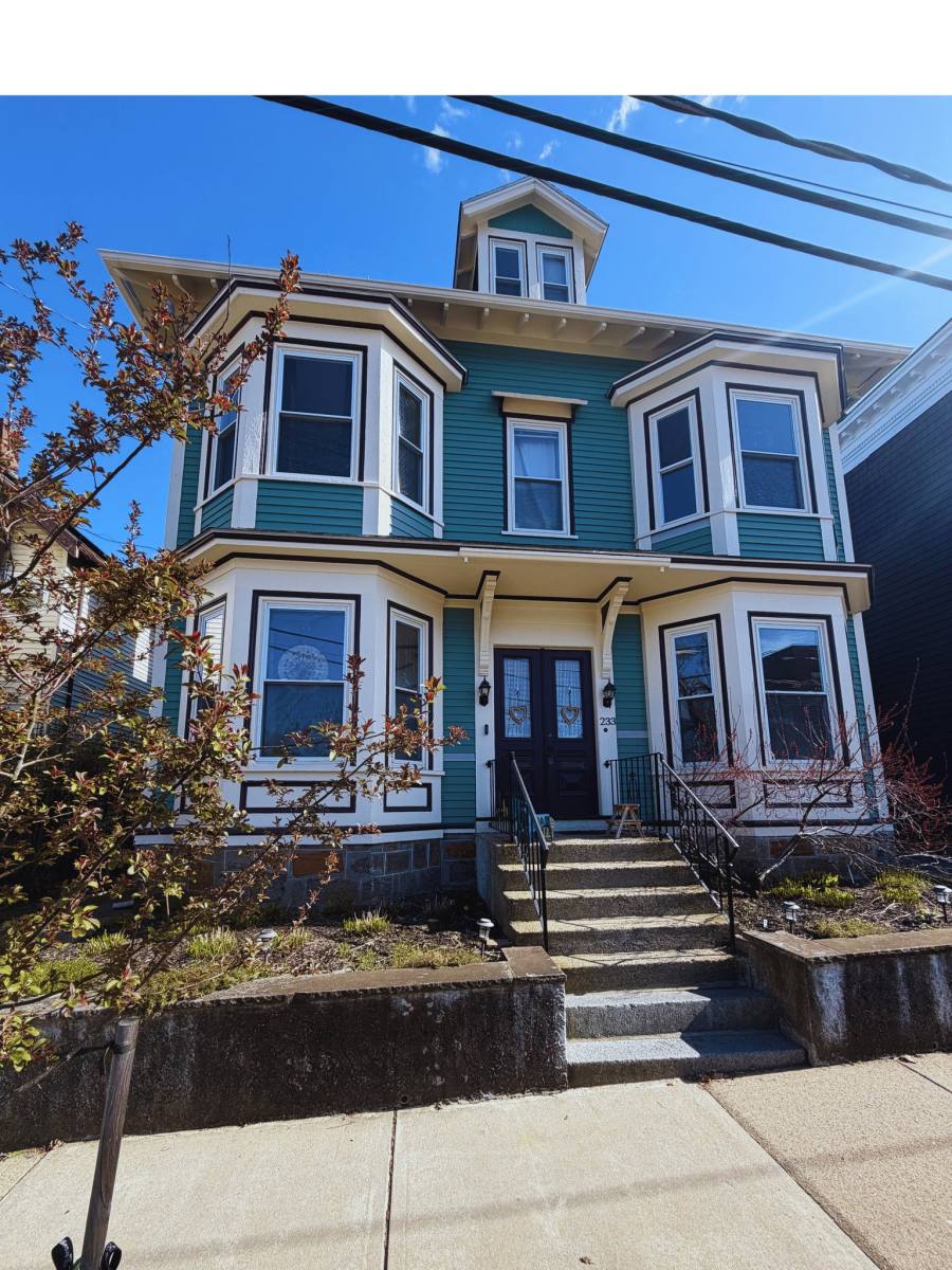 Apartment for rent at 233 Centre St #2, Dorchester Center, MA 02124