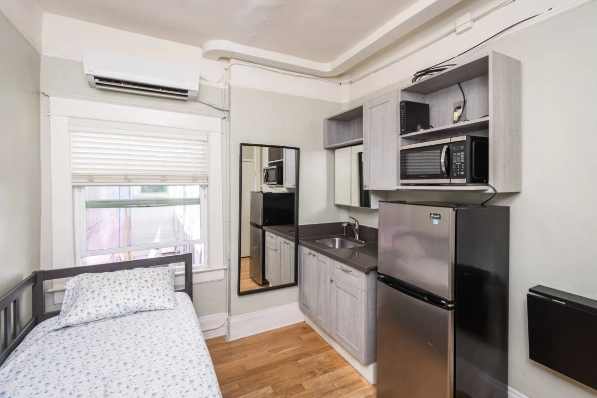 Apartment for rent at 1010 10th St Sacramento #8, Sacramento, CA 95814