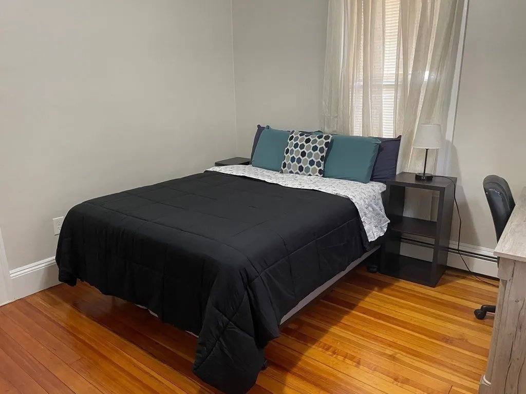 Apartment for rent at 8 Hancock St #1L, Salem, MA 01970