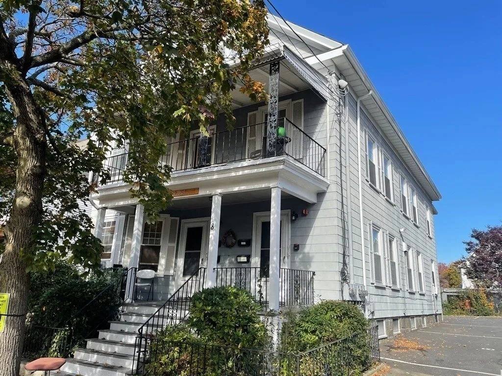 Apartment for rent at 8 Hancock St #1L, Salem, MA 01970