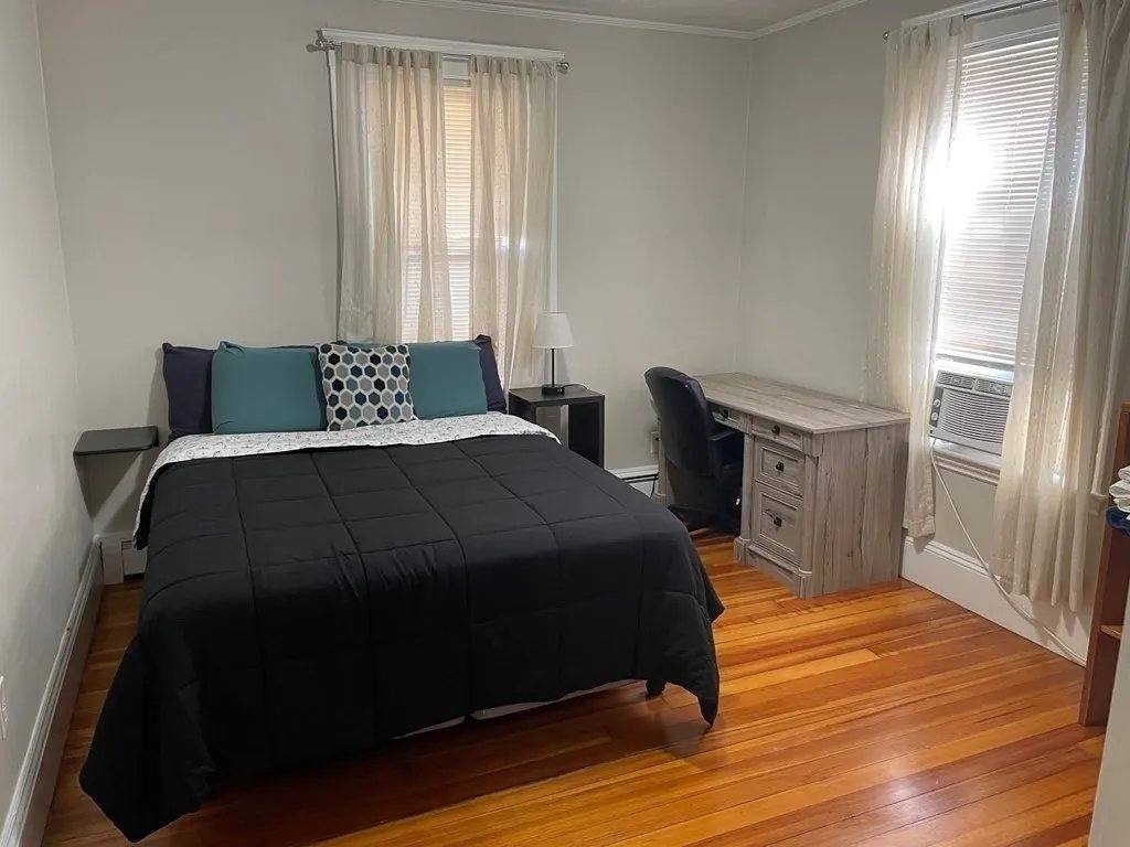 Apartment for rent at 8 Hancock St #1L, Salem, MA 01970