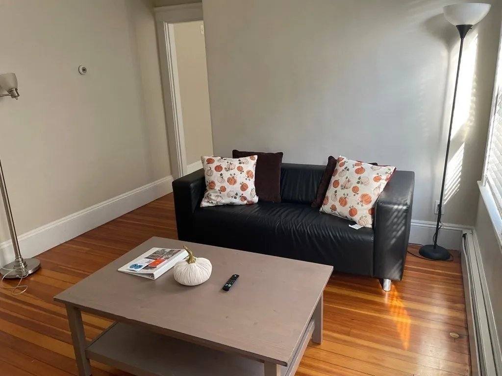 Apartment for rent at 8 Hancock St #1L, Salem, MA 01970