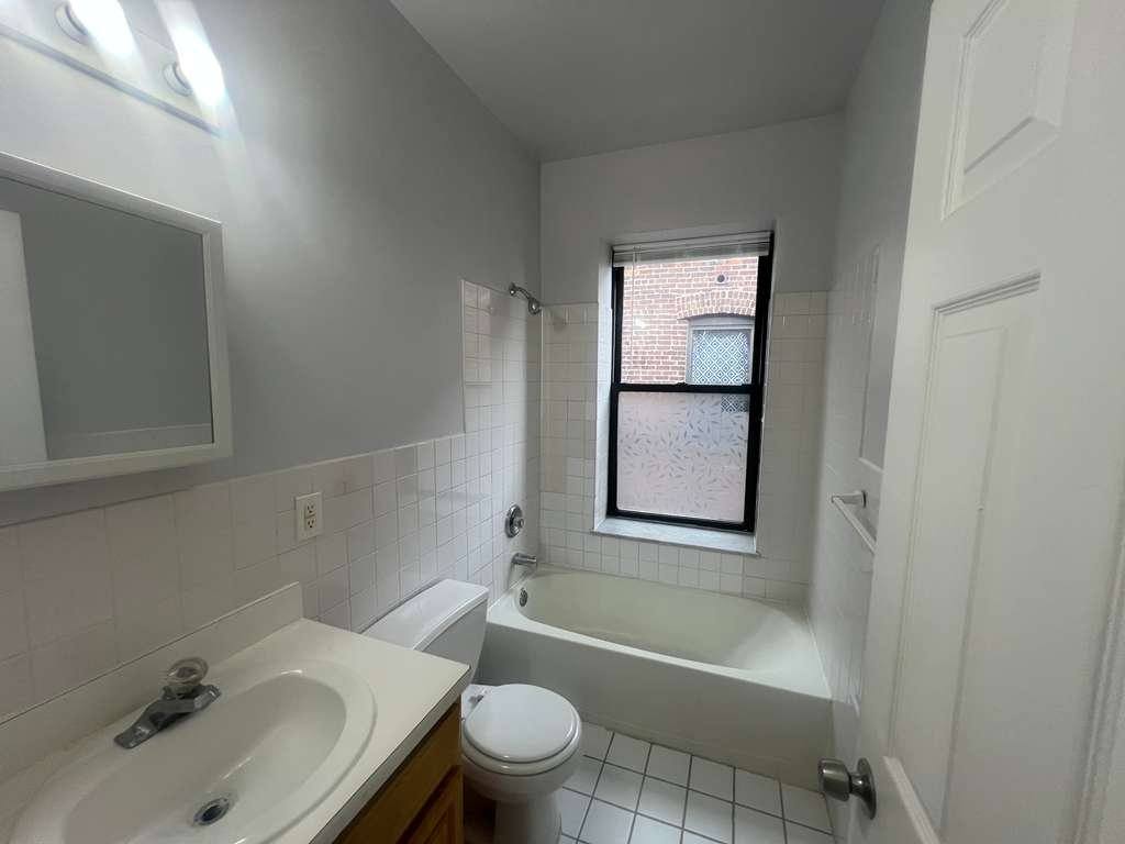 Apartment for rent at 279 Mount Prospect Ave #43, Newark, NJ 07104
