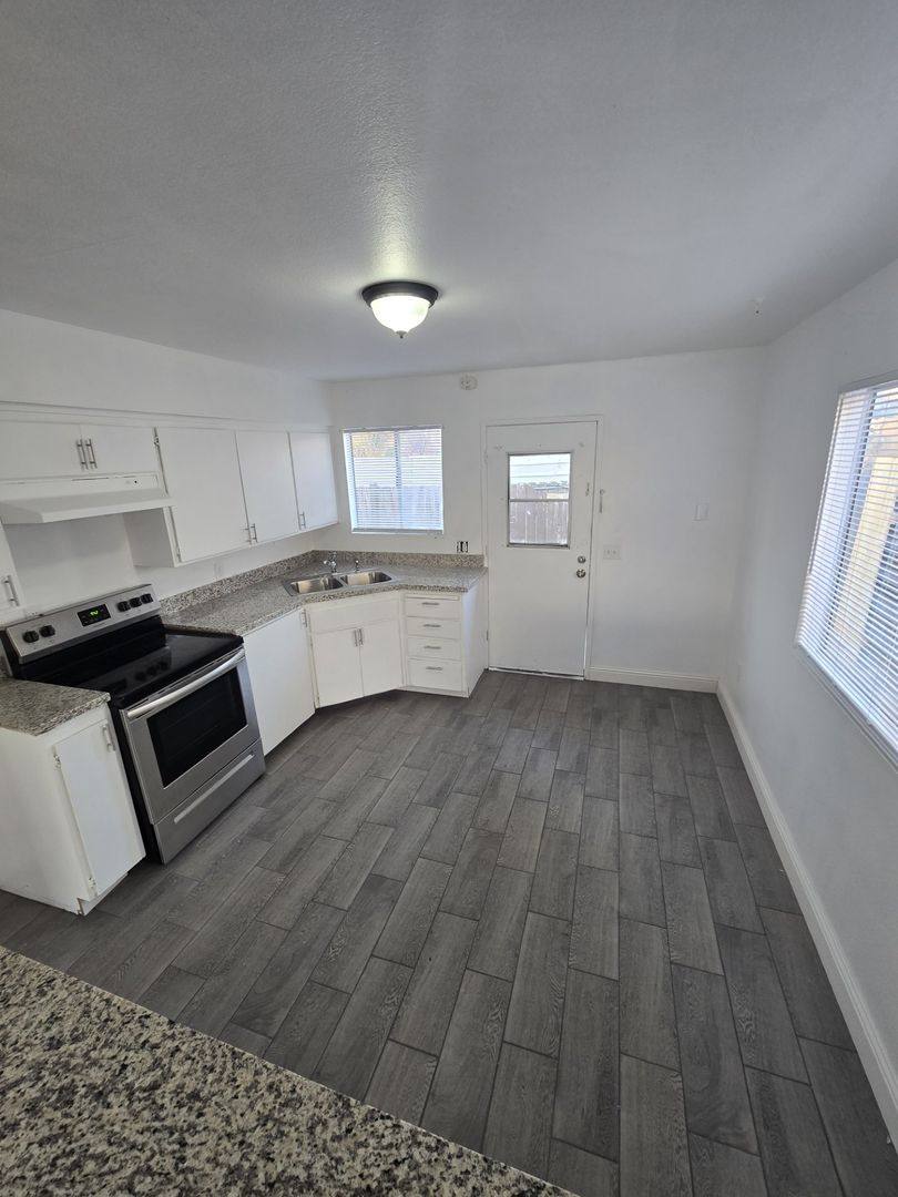 Apartment for rent at 710 N Chester Ave, Bakersfield, CA 93308