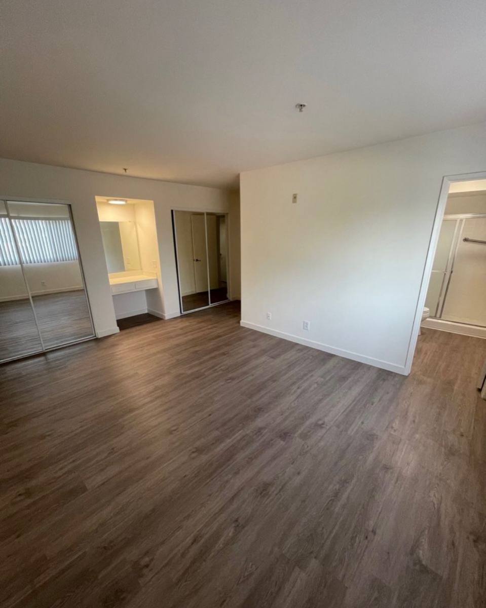 Apartment for rent at 4540 Natick #304, Sherman Oaks, CA 91403