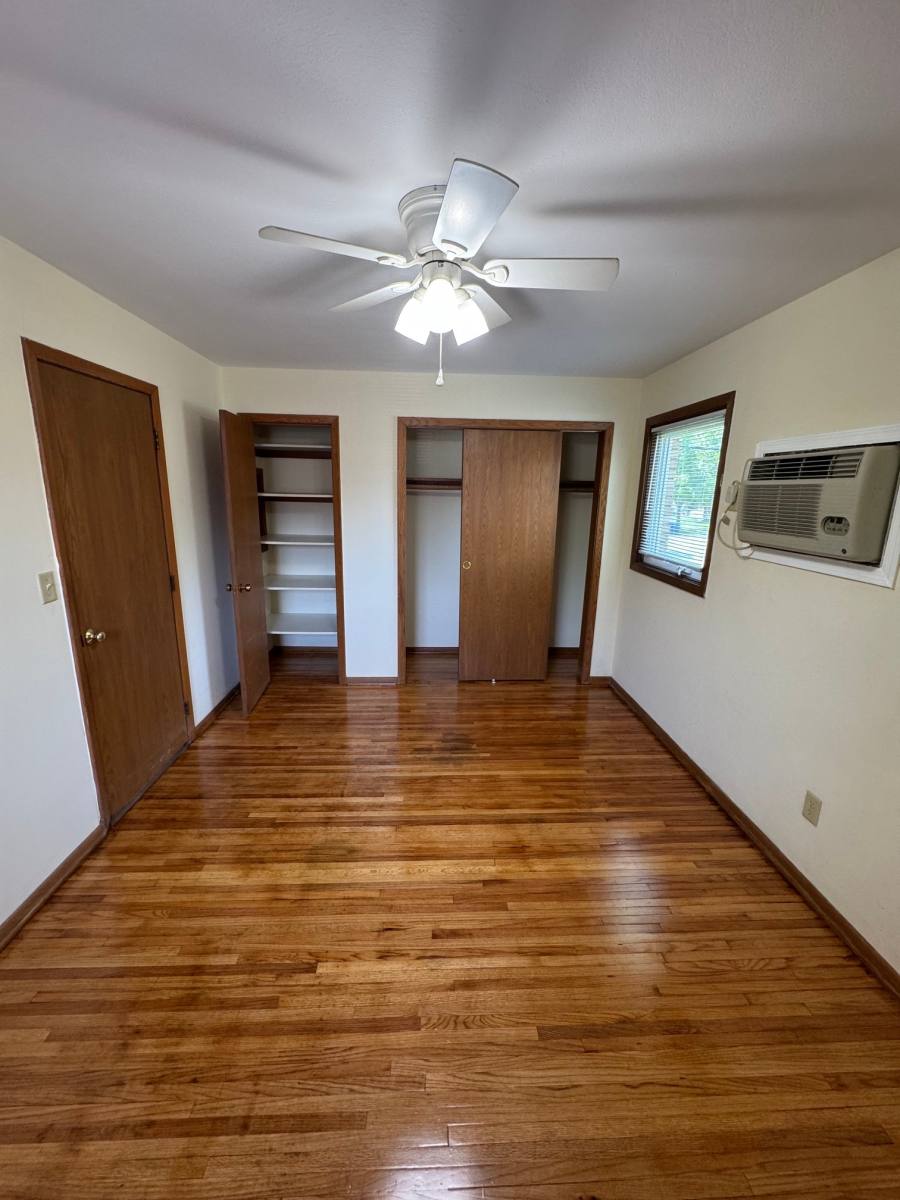Apartment for rent at 464 W Maryland Ave #7, Saint Paul, MN 55117