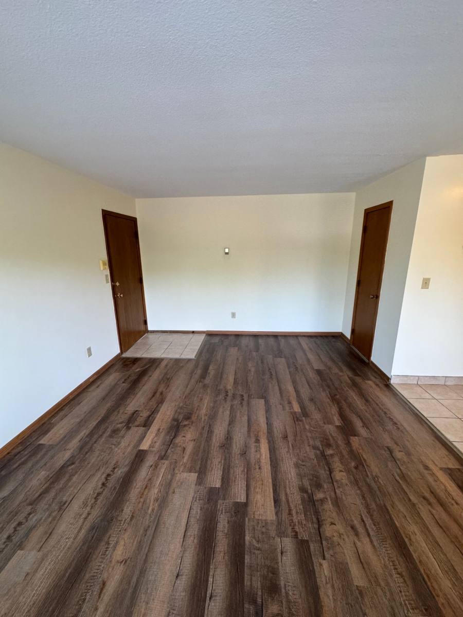Apartment for rent at 464 W Maryland Ave #7, Saint Paul, MN 55117