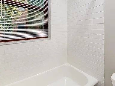 Apartment for rent at 7250 Walnut St #A, Upper Darby, PA 19082