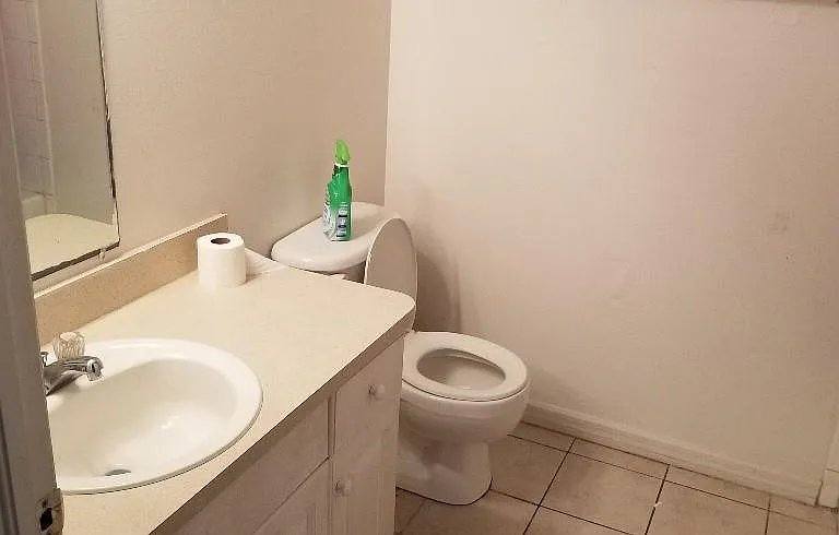House for rent at 980 13th Ave S, Saint Petersburg, FL 33705
