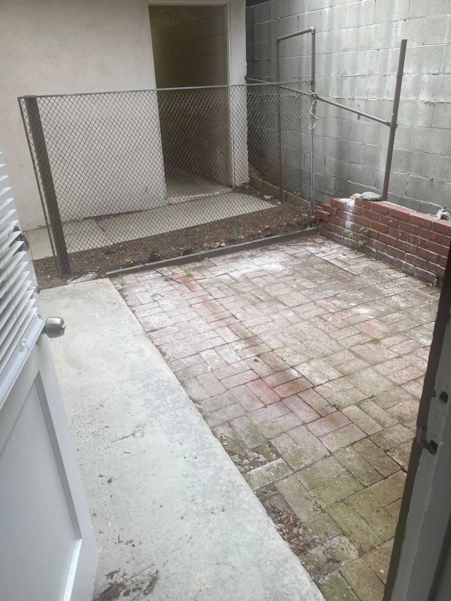 Apartment for rent at 45 S Vinedo Ave #B, Pasadena, CA 91107
