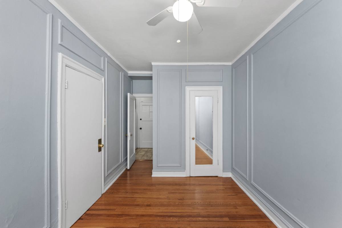 Apartment for rent at 1361 W Estes Ave, Chicago, IL 60626
