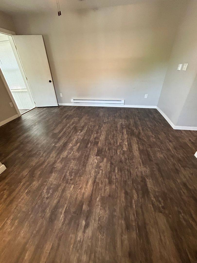 Apartment for rent at 1621 Charles St, La Crosse, WI 54603