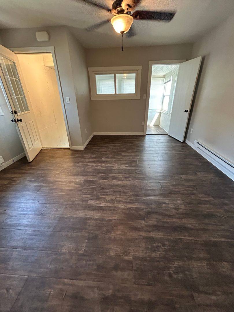 Apartment for rent at 1621 Charles St, La Crosse, WI 54603