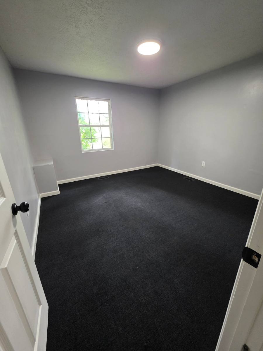 Apartment for rent at 177 W Wadsworth Circle #177, Oak Ridge, TN 37830