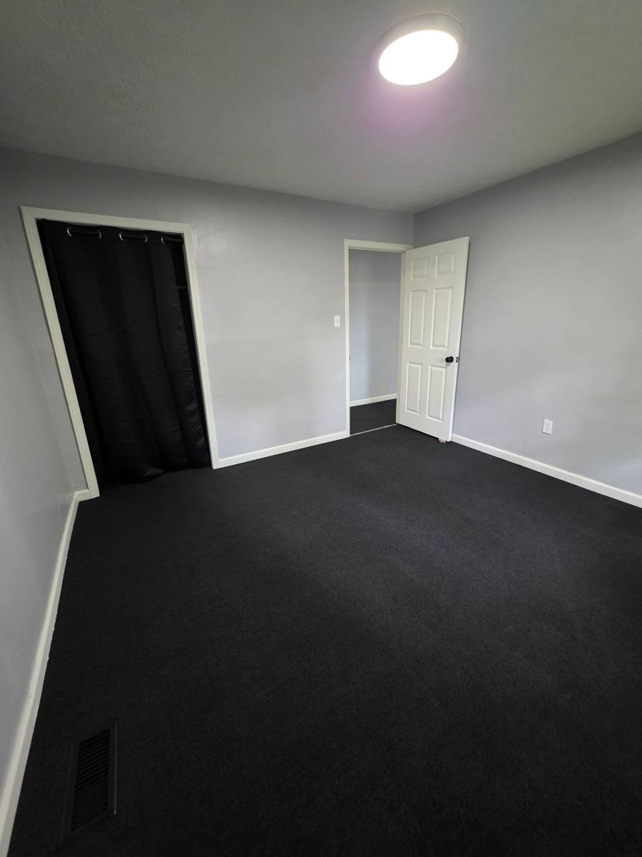 Apartment for rent at 177 W Wadsworth Circle #177, Oak Ridge, TN 37830