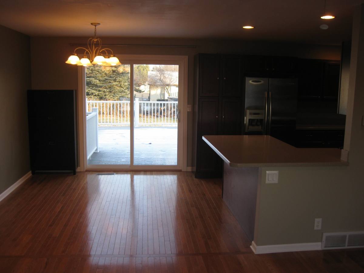House for rent at 1104 Hayden Dr, McHenry, IL 60051