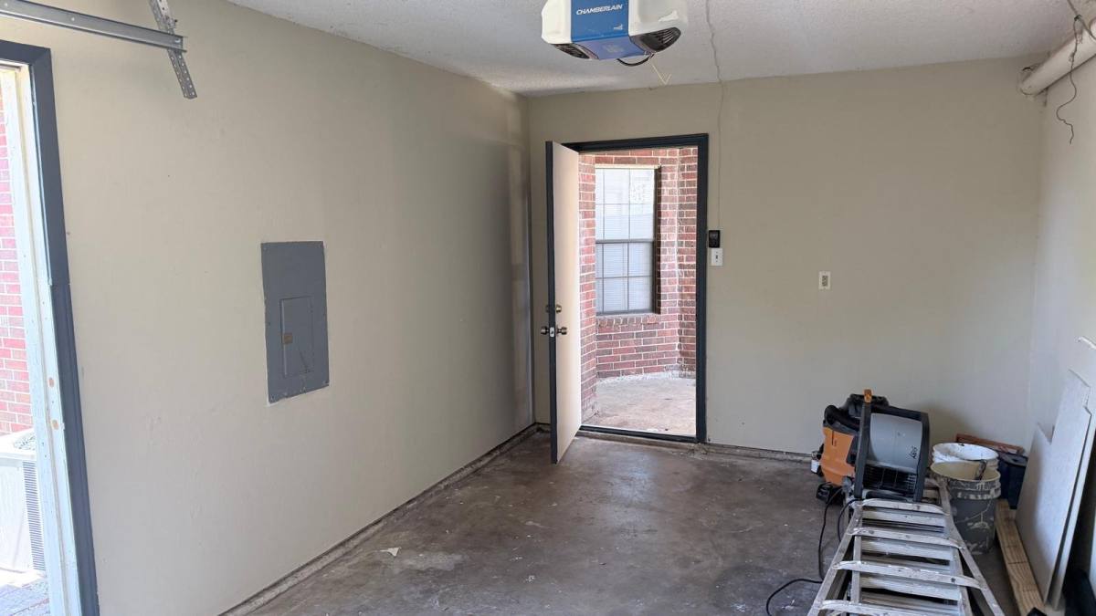 Apartment for rent at 4037 Hearthstone Dr, Mesquite, TX 75150