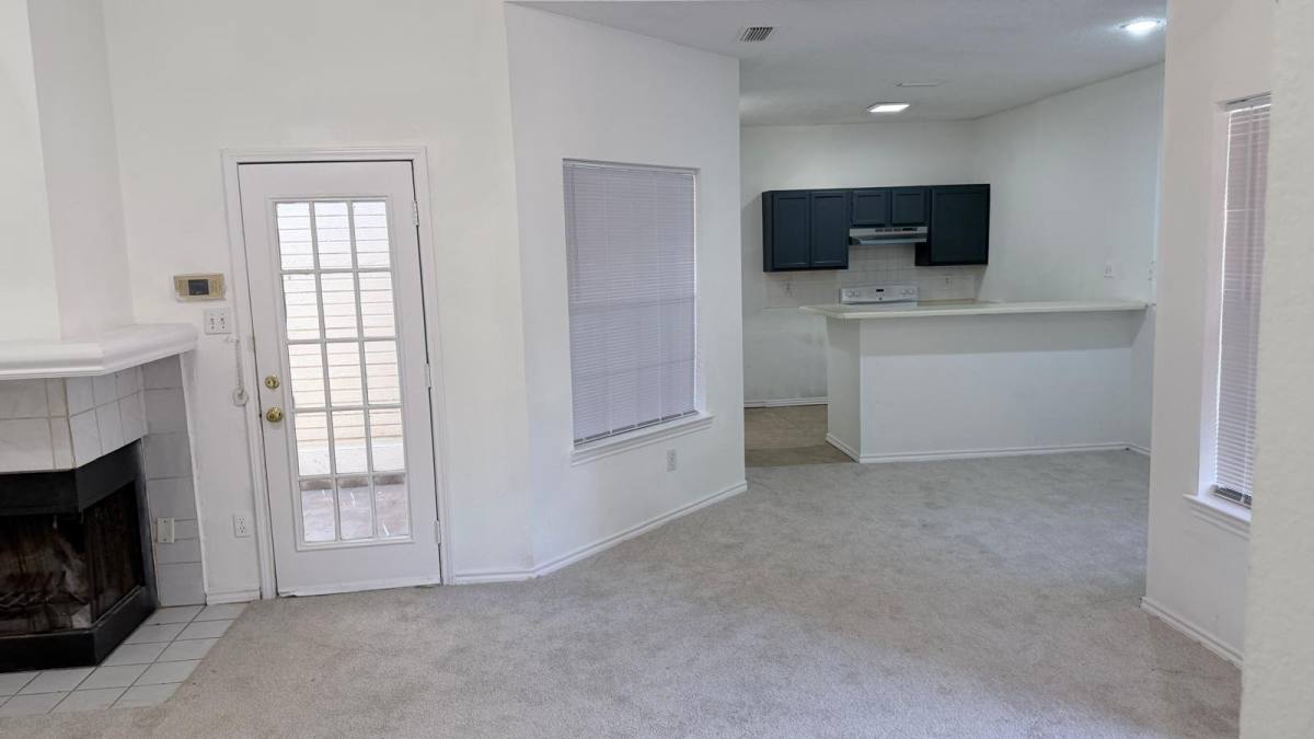 Apartment for rent at 4037 Hearthstone Dr, Mesquite, TX 75150
