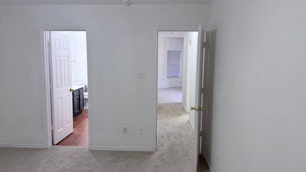 Apartment for rent at 4037 Hearthstone Dr, Mesquite, TX 75150