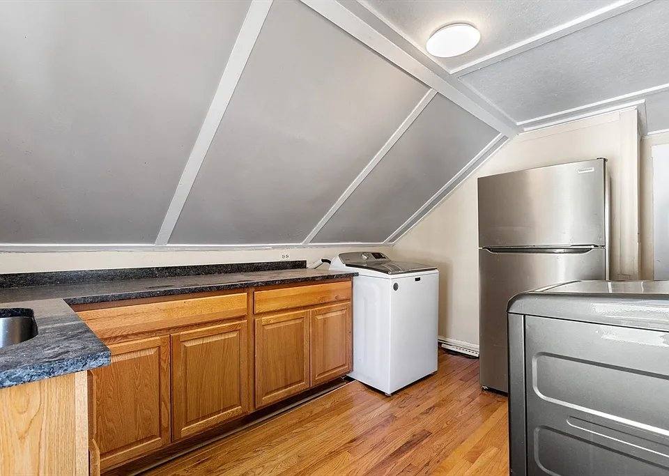 Apartment for rent at 23 Mount Vernon St #5, Gloucester, MA 01930